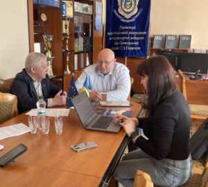 Робоча зустріч головного партнера проєкту ZeroHeracleum,  голови Львівської Аграрної палати, Ігоря Вуйцика з ректором Львівського національного університету ветеринарної медицини та біотехнологій імені С.З. Ґжицького Іваном Парубчаком.