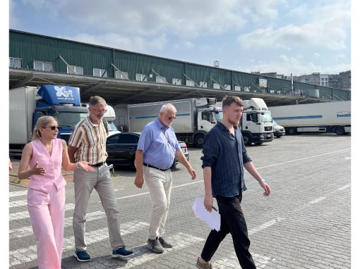 Шведська делегація на ринку «Шувар»: досвід кризового управління та плани розвитку